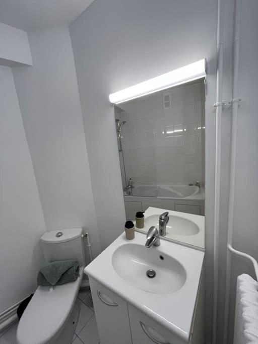 פריז Modern Apartment Near The Eiffel Tower, 45M מראה חיצוני תמונה